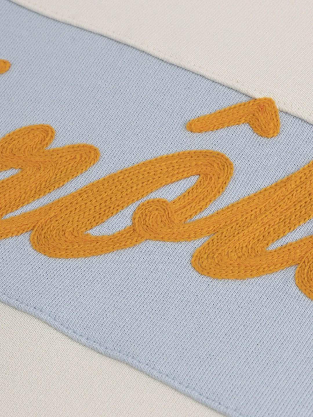 Tecniche di applique piatte, 3D Puff e punto catenella