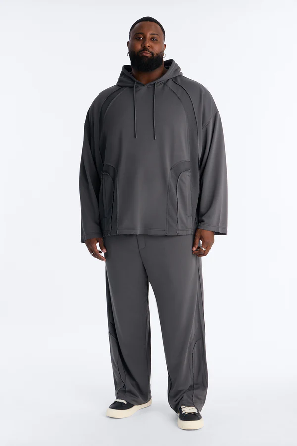 Three quarter sleeve polo shirt in plus size