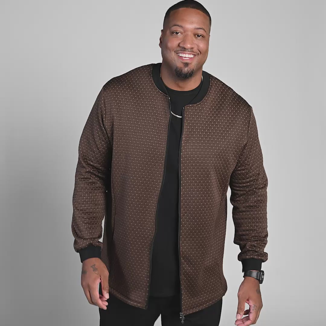 Three quarter sleeve polo shirt in plus size