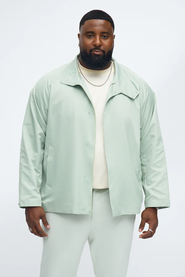 Three quarter sleeve polo shirt in plus size