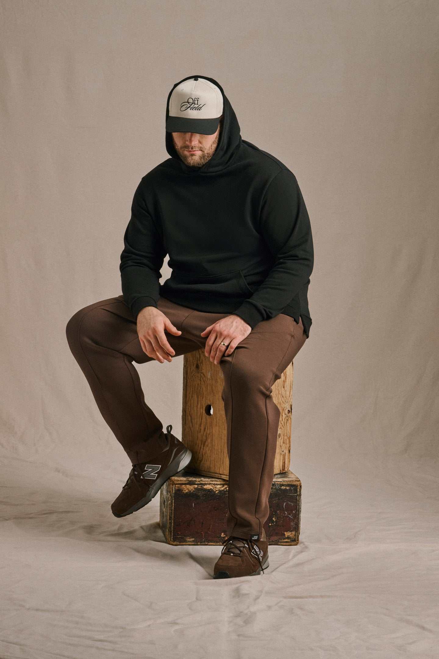 Drawstring closure on men's big and tall pants